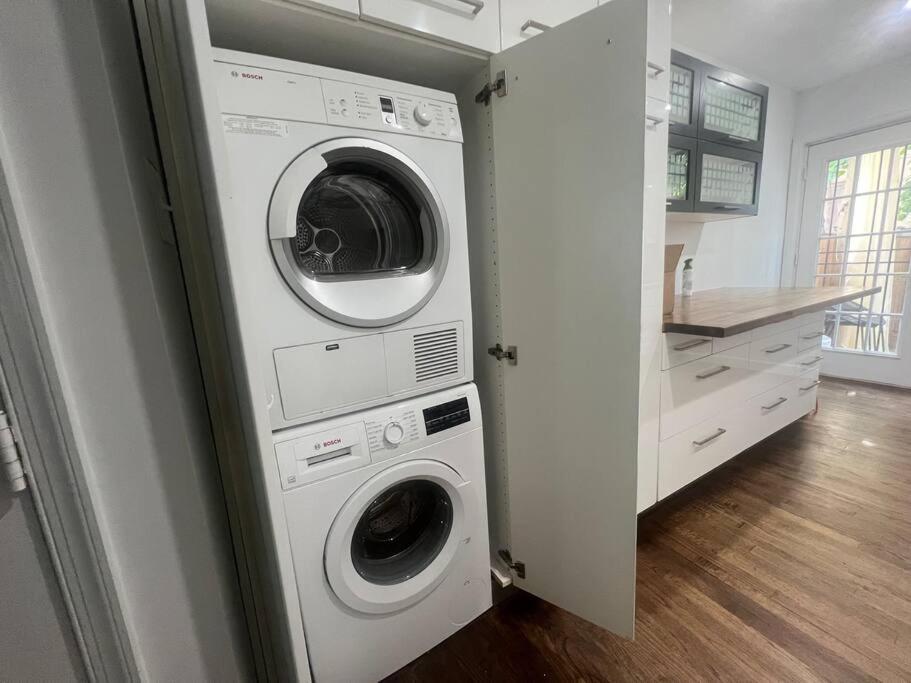 3-Bedroom House With Cute Patio Explore Dc On Foot Вашингтон Экстерьер фото